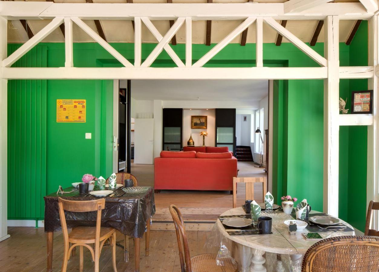 Le Monde De Charlie Hotel Bellerive-sur-Allier Ngoại thất bức ảnh