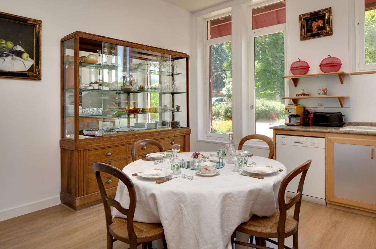Le Monde De Charlie Hotel Bellerive-sur-Allier Ngoại thất bức ảnh